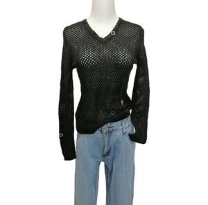 🐞🐞🐞 Black Open Knit V-Neck Sweater